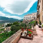 Bed and Breakfast Palazzo Q-to Monreale