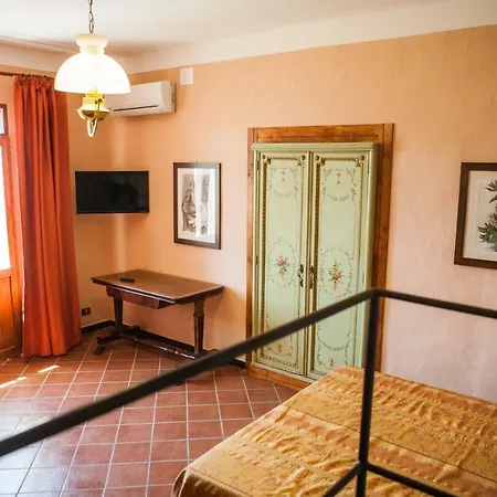 Palazzo Cuto *