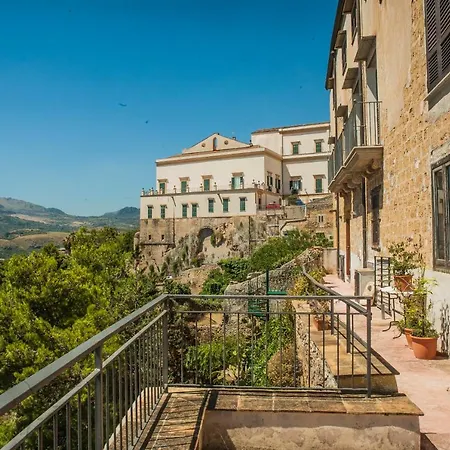 Palazzo Cuto