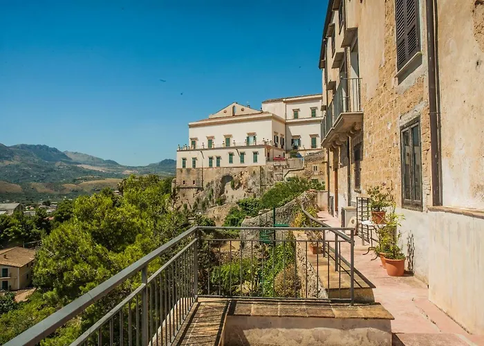 Palazzo Q-to